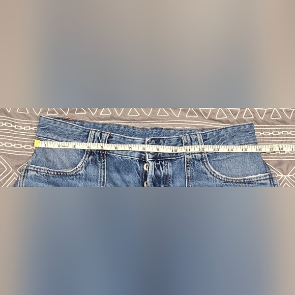 Madewell The Darted Barrel-Leg Jean Size 29P - Picture 6 of 7